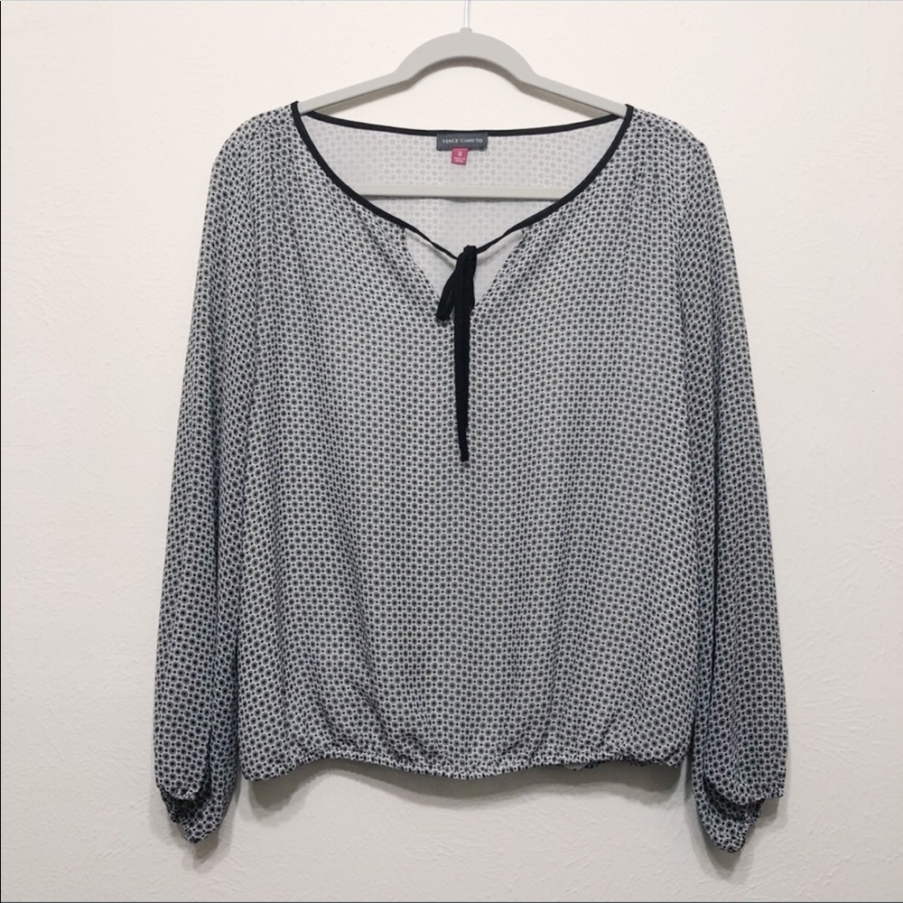 Vince Camuto Gray & White Geometric Print Blouse